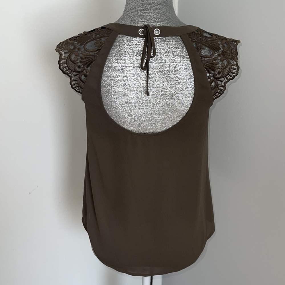 Express Blouse - Picture 4 of 5